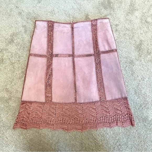 Danier pink suede leather crochet knit patchwork skirt Sz 12 - Picture 3 of 12